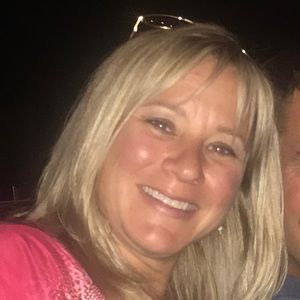 Meet your Posher, Denette